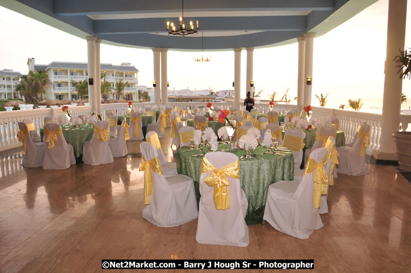 Bird of Paradise Awards & Gala @ Grand Palladium Resort & Spa [Fiesta] - Guest Honouree The Most Honourable P.J. Patterson ON, PC, QC - Hanover Jamaica Travel Guide - Lucea Jamaica Travel Guide is an Internet Travel - Tourism Resource Guide to the Parish of Hanover and Lucea area of Jamaica - http://www.hanoverjamaicatravelguide.com - http://.www.luceajamaicatravelguide.com