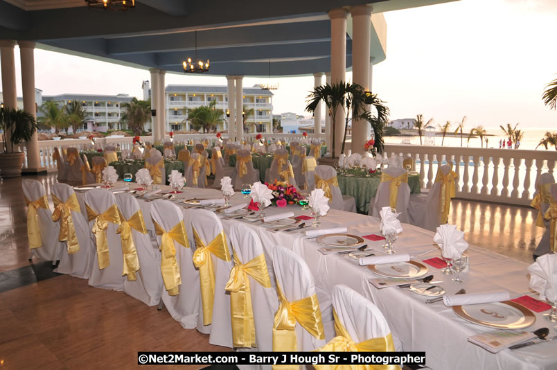 Bird of Paradise Awards & Gala @ Grand Palladium Resort & Spa [Fiesta] - Guest Honouree The Most Honourable P.J. Patterson ON, PC, QC - Hanover Jamaica Travel Guide - Lucea Jamaica Travel Guide is an Internet Travel - Tourism Resource Guide to the Parish of Hanover and Lucea area of Jamaica - http://www.hanoverjamaicatravelguide.com - http://.www.luceajamaicatravelguide.com