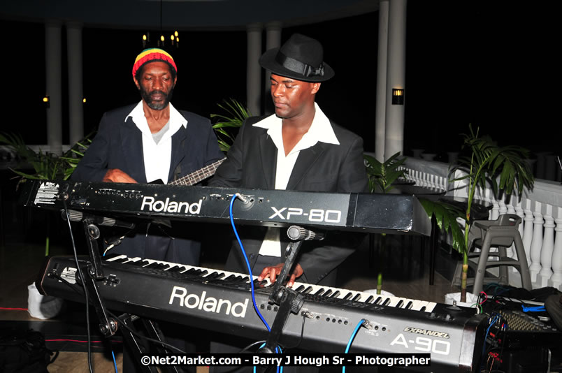 Bird of Paradise Awards & Gala @ Grand Palladium Resort & Spa [Fiesta] - Guest Honouree The Most Honourable P.J. Patterson ON, PC, QC - Hanover Jamaica Travel Guide - Lucea Jamaica Travel Guide is an Internet Travel - Tourism Resource Guide to the Parish of Hanover and Lucea area of Jamaica - http://www.hanoverjamaicatravelguide.com - http://.www.luceajamaicatravelguide.com