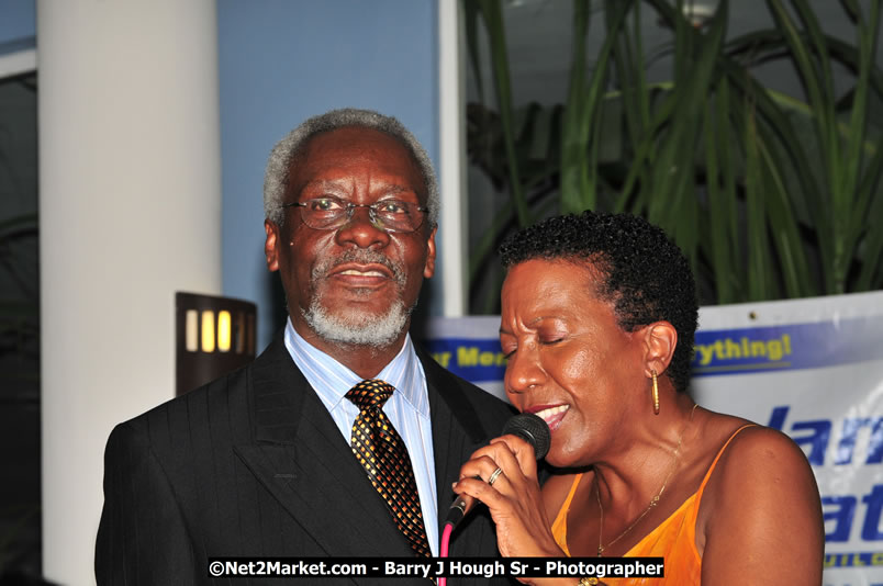 Bird of Paradise Awards & Gala @ Grand Palladium Resort & Spa [Fiesta] - Guest Honouree The Most Honourable P.J. Patterson ON, PC, QC - Hanover Jamaica Travel Guide - Lucea Jamaica Travel Guide is an Internet Travel - Tourism Resource Guide to the Parish of Hanover and Lucea area of Jamaica - http://www.hanoverjamaicatravelguide.com - http://.www.luceajamaicatravelguide.com