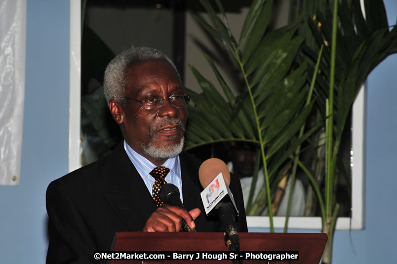 Bird of Paradise Awards & Gala @ Grand Palladium Resort & Spa [Fiesta] - Guest Honouree The Most Honourable P.J. Patterson ON, PC, QC - Hanover Jamaica Travel Guide - Lucea Jamaica Travel Guide is an Internet Travel - Tourism Resource Guide to the Parish of Hanover and Lucea area of Jamaica - http://www.hanoverjamaicatravelguide.com - http://.www.luceajamaicatravelguide.com