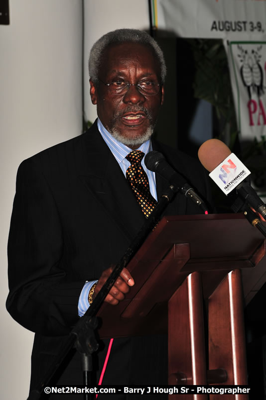 Bird of Paradise Awards & Gala @ Grand Palladium Resort & Spa [Fiesta] - Guest Honouree The Most Honourable P.J. Patterson ON, PC, QC - Hanover Jamaica Travel Guide - Lucea Jamaica Travel Guide is an Internet Travel - Tourism Resource Guide to the Parish of Hanover and Lucea area of Jamaica - http://www.hanoverjamaicatravelguide.com - http://.www.luceajamaicatravelguide.com