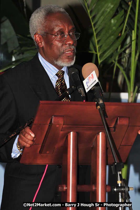 Bird of Paradise Awards & Gala @ Grand Palladium Resort & Spa [Fiesta] - Guest Honouree The Most Honourable P.J. Patterson ON, PC, QC - Hanover Jamaica Travel Guide - Lucea Jamaica Travel Guide is an Internet Travel - Tourism Resource Guide to the Parish of Hanover and Lucea area of Jamaica - http://www.hanoverjamaicatravelguide.com - http://.www.luceajamaicatravelguide.com