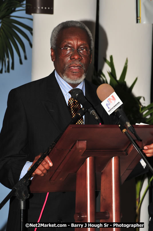 Bird of Paradise Awards & Gala @ Grand Palladium Resort & Spa [Fiesta] - Guest Honouree The Most Honourable P.J. Patterson ON, PC, QC - Hanover Jamaica Travel Guide - Lucea Jamaica Travel Guide is an Internet Travel - Tourism Resource Guide to the Parish of Hanover and Lucea area of Jamaica - http://www.hanoverjamaicatravelguide.com - http://.www.luceajamaicatravelguide.com