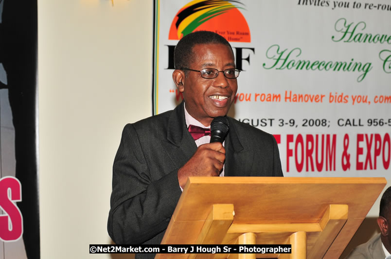 Investments & Business Forum 2008 & Expo - Brand Hanover - Keynote Speaker: Honourable Edmund Bartlett - Minister of Tourism - Hanover Jamaica Travel Guide - Lucea Jamaica Travel Guide is an Internet Travel - Tourism Resource Guide to the Parish of Hanover and Lucea area of Jamaica - http://www.hanoverjamaicatravelguide.com - http://.www.luceajamaicatravelguide.com