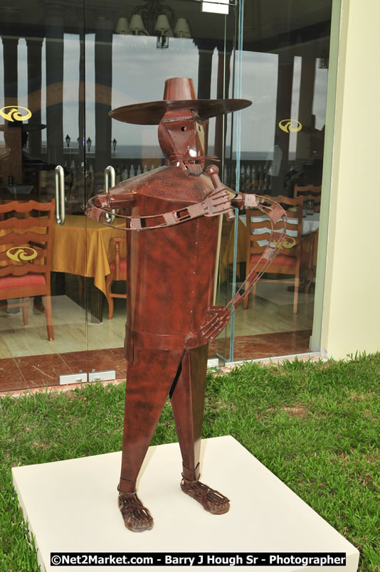 Grand Palladium Resort & Spa [Fiesta] - Hanover, Jamaica - Host of the Hanover Homecoming Foundation Celebration - Hanover Jamaica Travel Guide - Lucea Jamaica Travel Guide is an Internet Travel - Tourism Resource Guide to the Parish of Hanover and Lucea area of Jamaica - http://www.hanoverjamaicatravelguide.com - http://.www.luceajamaicatravelguide.com