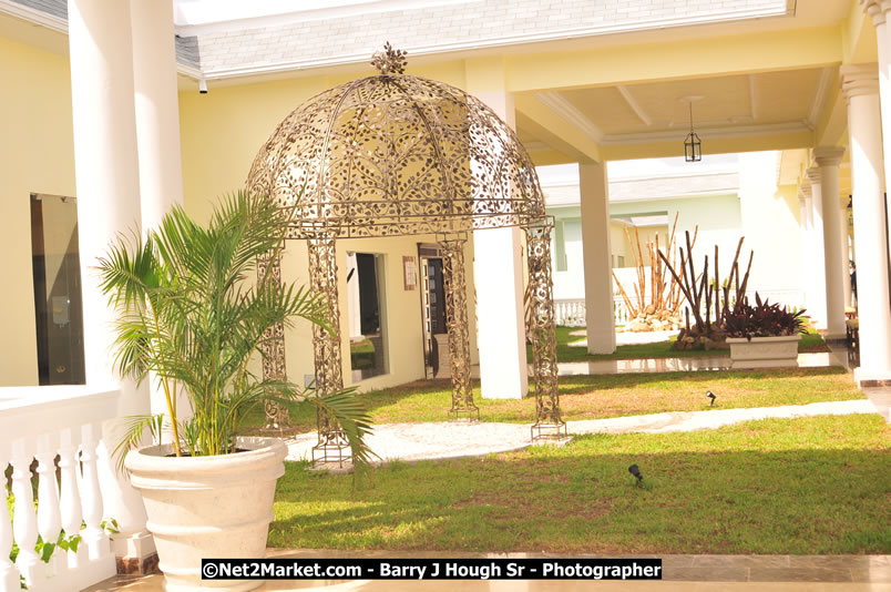 Grand Palladium Resort & Spa [Fiesta] - Hanover, Jamaica - Host of the Hanover Homecoming Foundation Celebration - Hanover Jamaica Travel Guide - Lucea Jamaica Travel Guide is an Internet Travel - Tourism Resource Guide to the Parish of Hanover and Lucea area of Jamaica - http://www.hanoverjamaicatravelguide.com - http://.www.luceajamaicatravelguide.com