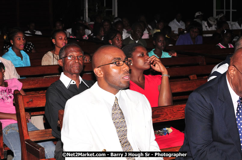 Praise Evening of Excellence Concert Lucea United Church - Hanover Jamaica Travel Guide - Lucea Jamaica Travel Guide is an Internet Travel - Tourism Resource Guide to the Parish of Hanover and Lucea area of Jamaica - http://www.hanoverjamaicatravelguide.com - http://.www.luceajamaicatravelguide.com