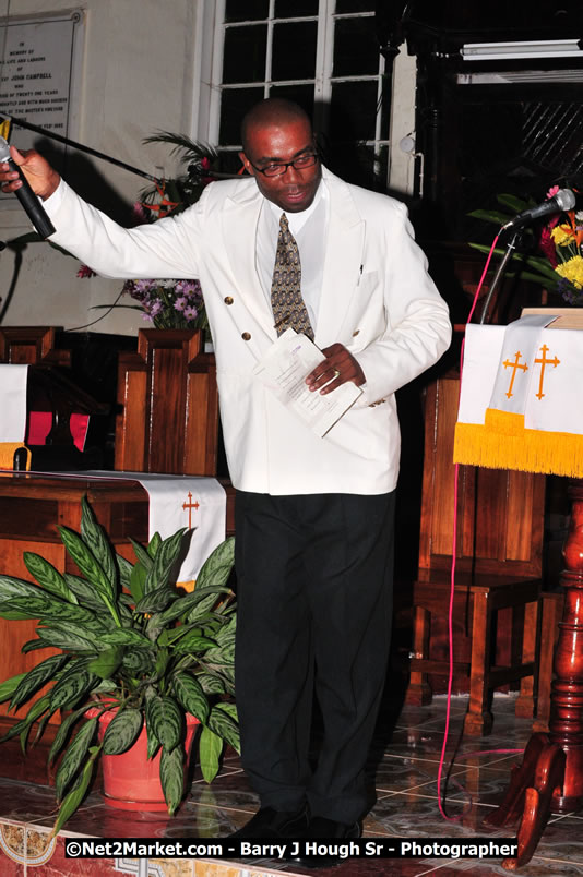 Praise Evening of Excellence Concert Lucea United Church - Hanover Jamaica Travel Guide - Lucea Jamaica Travel Guide is an Internet Travel - Tourism Resource Guide to the Parish of Hanover and Lucea area of Jamaica - http://www.hanoverjamaicatravelguide.com - http://.www.luceajamaicatravelguide.com