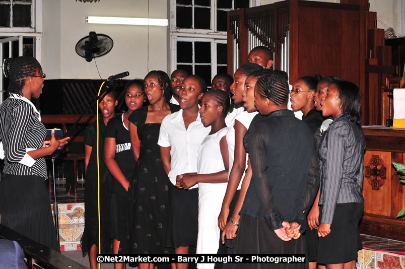 Praise Evening of Excellence Concert Lucea United Church - Hanover Jamaica Travel Guide - Lucea Jamaica Travel Guide is an Internet Travel - Tourism Resource Guide to the Parish of Hanover and Lucea area of Jamaica - http://www.hanoverjamaicatravelguide.com - http://.www.luceajamaicatravelguide.com