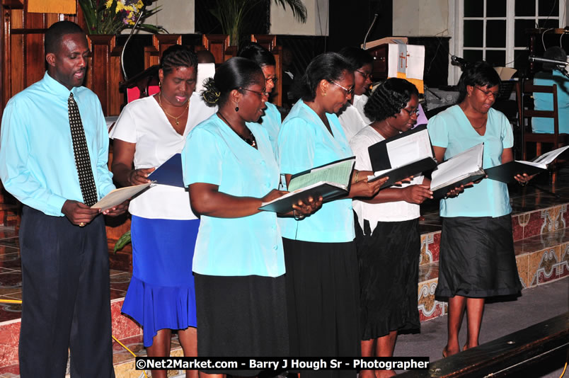 Praise Evening of Excellence Concert Lucea United Church - Hanover Jamaica Travel Guide - Lucea Jamaica Travel Guide is an Internet Travel - Tourism Resource Guide to the Parish of Hanover and Lucea area of Jamaica - http://www.hanoverjamaicatravelguide.com - http://.www.luceajamaicatravelguide.com