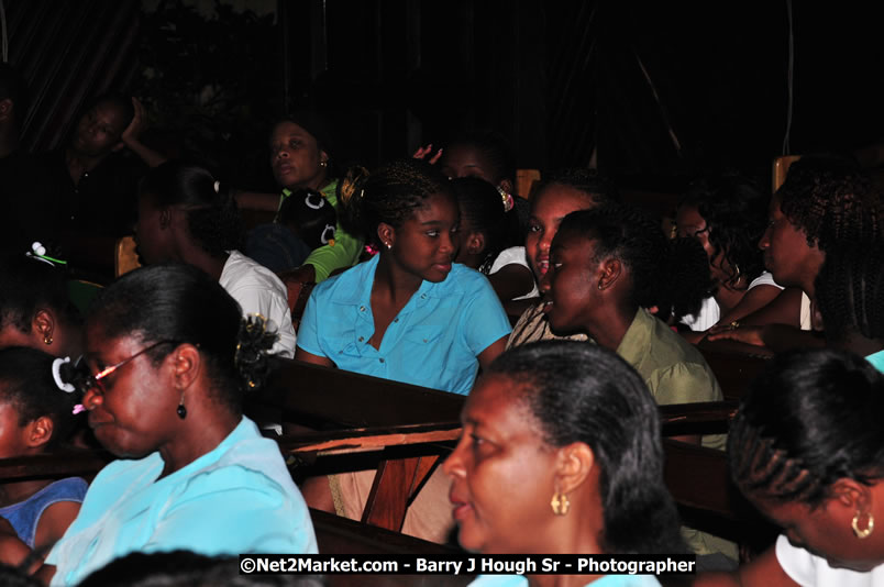 Praise Evening of Excellence Concert Lucea United Church - Hanover Jamaica Travel Guide - Lucea Jamaica Travel Guide is an Internet Travel - Tourism Resource Guide to the Parish of Hanover and Lucea area of Jamaica - http://www.hanoverjamaicatravelguide.com - http://.www.luceajamaicatravelguide.com