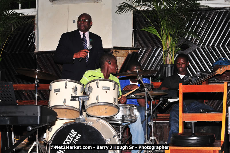 Praise Evening of Excellence Concert Lucea United Church - Hanover Jamaica Travel Guide - Lucea Jamaica Travel Guide is an Internet Travel - Tourism Resource Guide to the Parish of Hanover and Lucea area of Jamaica - http://www.hanoverjamaicatravelguide.com - http://.www.luceajamaicatravelguide.com