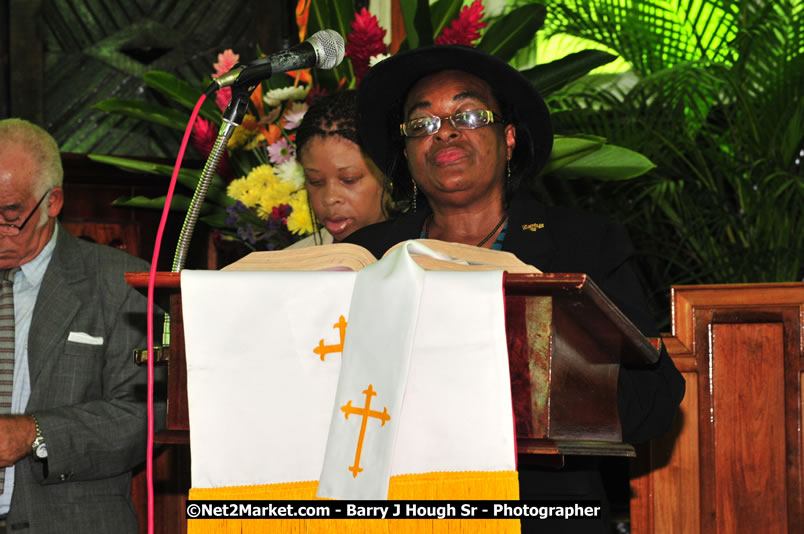 Lucea United Church - United Church in Jamaica and Cayman Islands - Worship Service & Celebration of the Sacrament of Holy Communion - Special Guests: Hanover Homecoming Foundation & His Excellency The Most Honourable Professor Sir Kenneth Hall Governor General of Jamaica - Hanover Jamaica Travel Guide - Lucea Jamaica Travel Guide is an Internet Travel - Tourism Resource Guide to the Parish of Hanover and Lucea area of Jamaica - http://www.hanoverjamaicatravelguide.com - http://.www.luceajamaicatravelguide.com