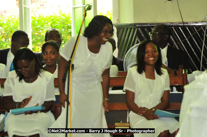 Lucea United Church - United Church in Jamaica and Cayman Islands - Worship Service & Celebration of the Sacrament of Holy Communion - Special Guests: Hanover Homecoming Foundation & His Excellency The Most Honourable Professor Sir Kenneth Hall Governor General of Jamaica - Hanover Jamaica Travel Guide - Lucea Jamaica Travel Guide is an Internet Travel - Tourism Resource Guide to the Parish of Hanover and Lucea area of Jamaica - http://www.hanoverjamaicatravelguide.com - http://.www.luceajamaicatravelguide.com