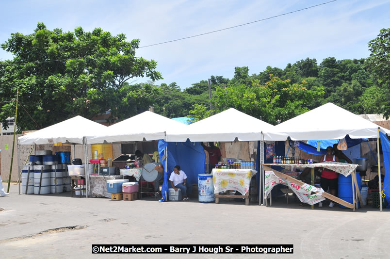 Lucea Cross the Harbour @ Lucea Car Park...! All Day Event - Cross the Harbour Swim, Boat Rides, and Entertainment for the Family, Concert Featuring: Bushman, George Nooks. Little Hero, Bushi One String, Dog Rice and many Local Artists - Friday, August 1, 2008 - Lucea, Hanover, Jamaica W.I. - Hanover Jamaica Travel Guide - Lucea Jamaica Travel Guide is an Internet Travel - Tourism Resource Guide to the Parish of Hanover and Lucea area of Jamaica