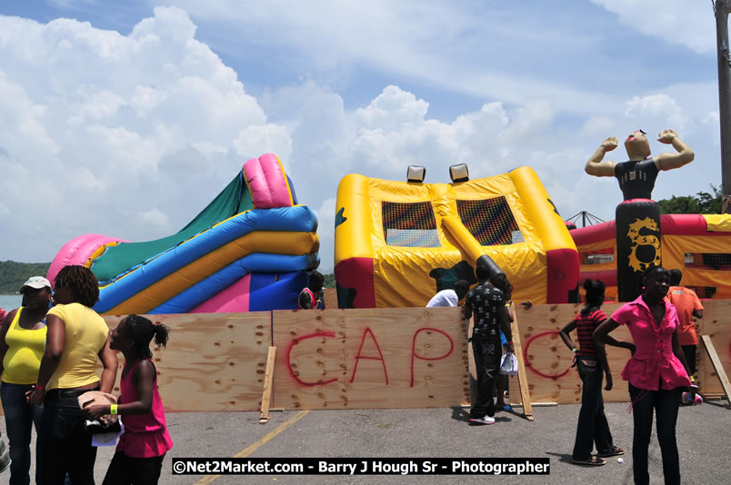 Lucea Cross the Harbour @ Lucea Car Park...! All Day Event - Cross the Harbour Swim, Boat Rides, and Entertainment for the Family, Concert Featuring: Bushman, George Nooks. Little Hero, Bushi One String, Dog Rice and many Local Artists - Friday, August 1, 2008 - Lucea, Hanover, Jamaica W.I. - Hanover Jamaica Travel Guide - Lucea Jamaica Travel Guide is an Internet Travel - Tourism Resource Guide to the Parish of Hanover and Lucea area of Jamaica