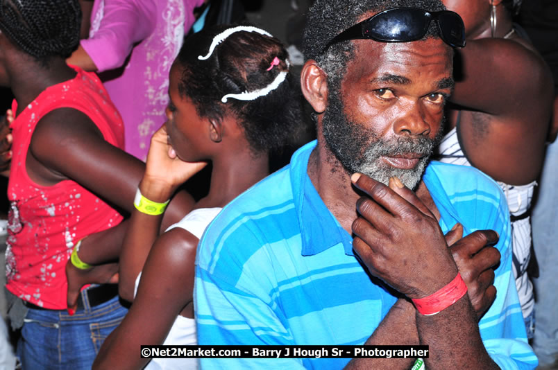 Lucea Cross the Harbour @ Lucea Car Park...! All Day Event - Cross the Harbour Swim, Boat Rides, and Entertainment for the Family, Concert Featuring: Bushman, George Nooks. Little Hero, Bushi One String, Dog Rice and many Local Artists - Friday, August 1, 2008 - Lucea, Hanover, Jamaica W.I. - Hanover Jamaica Travel Guide - Lucea Jamaica Travel Guide is an Internet Travel - Tourism Resource Guide to the Parish of Hanover and Lucea area of Jamaica - http://www.hanoverjamaicatravelguide.com - http://.www.luceajamaicatravelguide.com