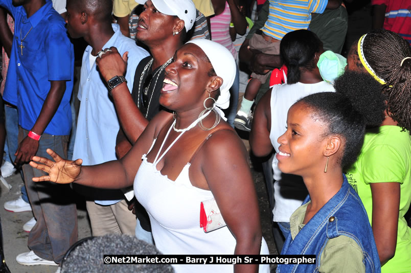 Lucea Cross the Harbour @ Lucea Car Park...! All Day Event - Cross the Harbour Swim, Boat Rides, and Entertainment for the Family, Concert Featuring: Bushman, George Nooks. Little Hero, Bushi One String, Dog Rice and many Local Artists - Friday, August 1, 2008 - Lucea, Hanover, Jamaica W.I. - Hanover Jamaica Travel Guide - Lucea Jamaica Travel Guide is an Internet Travel - Tourism Resource Guide to the Parish of Hanover and Lucea area of Jamaica - http://www.hanoverjamaicatravelguide.com - http://.www.luceajamaicatravelguide.com