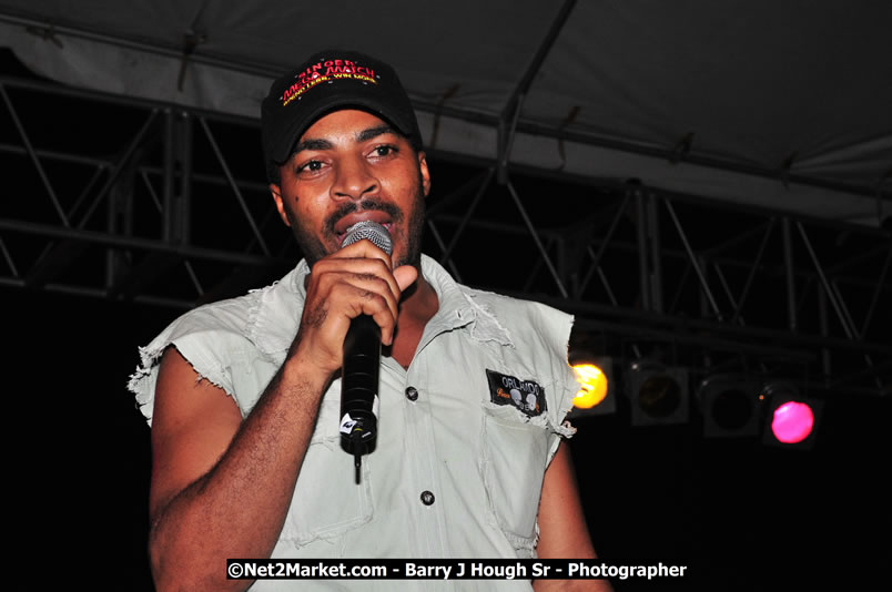 Lucea Cross the Harbour @ Lucea Car Park...! All Day Event - Cross the Harbour Swim, Boat Rides, and Entertainment for the Family, Concert Featuring: Bushman, George Nooks. Little Hero, Bushi One String, Dog Rice and many Local Artists - Friday, August 1, 2008 - Lucea, Hanover, Jamaica W.I. - Hanover Jamaica Travel Guide - Lucea Jamaica Travel Guide is an Internet Travel - Tourism Resource Guide to the Parish of Hanover and Lucea area of Jamaica - http://www.hanoverjamaicatravelguide.com - http://.www.luceajamaicatravelguide.com