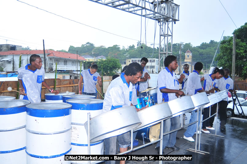 Lucea Cross the Harbour @ Lucea Car Park...! All Day Event - Cross the Harbour Swim, Boat Rides, and Entertainment for the Family, Concert Featuring: Bushman, George Nooks. Little Hero, Bushi One String, Dog Rice and many Local Artists - Friday, August 1, 2008 - Lucea, Hanover, Jamaica W.I. - Hanover Jamaica Travel Guide - Lucea Jamaica Travel Guide is an Internet Travel - Tourism Resource Guide to the Parish of Hanover and Lucea area of Jamaica