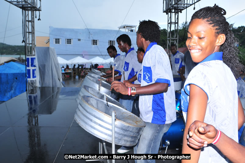 Lucea Cross the Harbour @ Lucea Car Park...! All Day Event - Cross the Harbour Swim, Boat Rides, and Entertainment for the Family, Concert Featuring: Bushman, George Nooks. Little Hero, Bushi One String, Dog Rice and many Local Artists - Friday, August 1, 2008 - Lucea, Hanover, Jamaica W.I. - Hanover Jamaica Travel Guide - Lucea Jamaica Travel Guide is an Internet Travel - Tourism Resource Guide to the Parish of Hanover and Lucea area of Jamaica