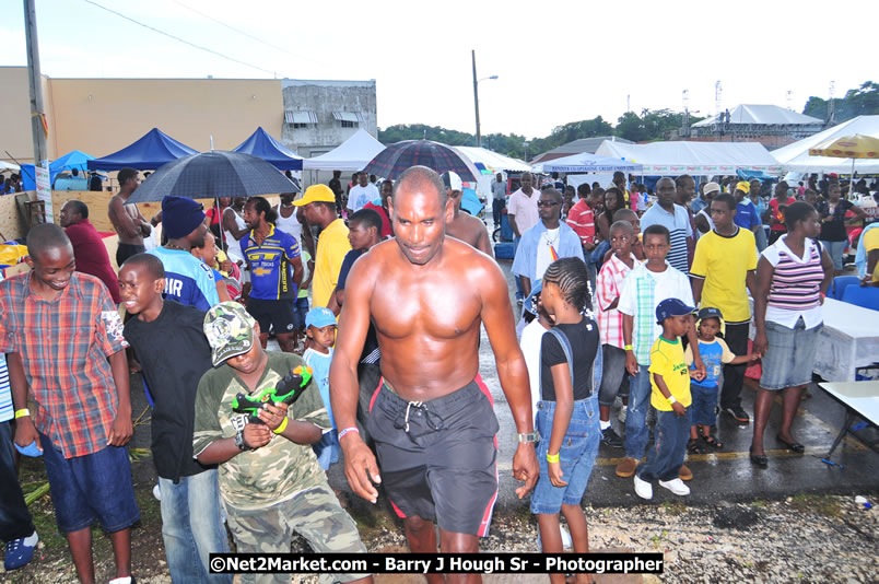 Lucea Cross the Harbour @ Lucea Car Park...! All Day Event - Cross the Harbour Swim, Boat Rides, and Entertainment for the Family, Concert Featuring: Bushman, George Nooks. Little Hero, Bushi One String, Dog Rice and many Local Artists - Friday, August 1, 2008 - Lucea, Hanover, Jamaica W.I. - Hanover Jamaica Travel Guide - Lucea Jamaica Travel Guide is an Internet Travel - Tourism Resource Guide to the Parish of Hanover and Lucea area of Jamaica