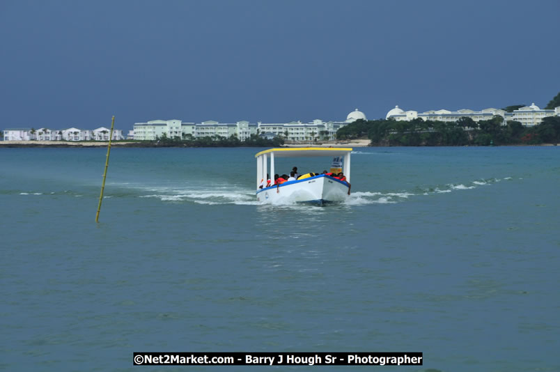 Lucea Cross the Harbour @ Lucea Car Park...! All Day Event - Cross the Harbour Swim, Boat Rides, and Entertainment for the Family, Concert Featuring: Bushman, George Nooks. Little Hero, Bushi One String, Dog Rice and many Local Artists - Friday, August 1, 2008 - Lucea, Hanover, Jamaica W.I. - Hanover Jamaica Travel Guide - Lucea Jamaica Travel Guide is an Internet Travel - Tourism Resource Guide to the Parish of Hanover and Lucea area of Jamaica