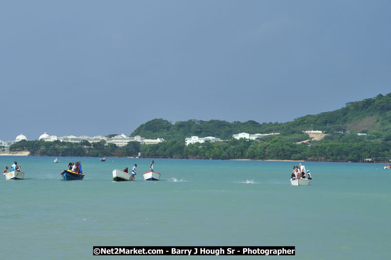 Lucea Cross the Harbour @ Lucea Car Park...! All Day Event - Cross the Harbour Swim, Boat Rides, and Entertainment for the Family, Concert Featuring: Bushman, George Nooks. Little Hero, Bushi One String, Dog Rice and many Local Artists - Friday, August 1, 2008 - Lucea, Hanover, Jamaica W.I. - Hanover Jamaica Travel Guide - Lucea Jamaica Travel Guide is an Internet Travel - Tourism Resource Guide to the Parish of Hanover and Lucea area of Jamaica