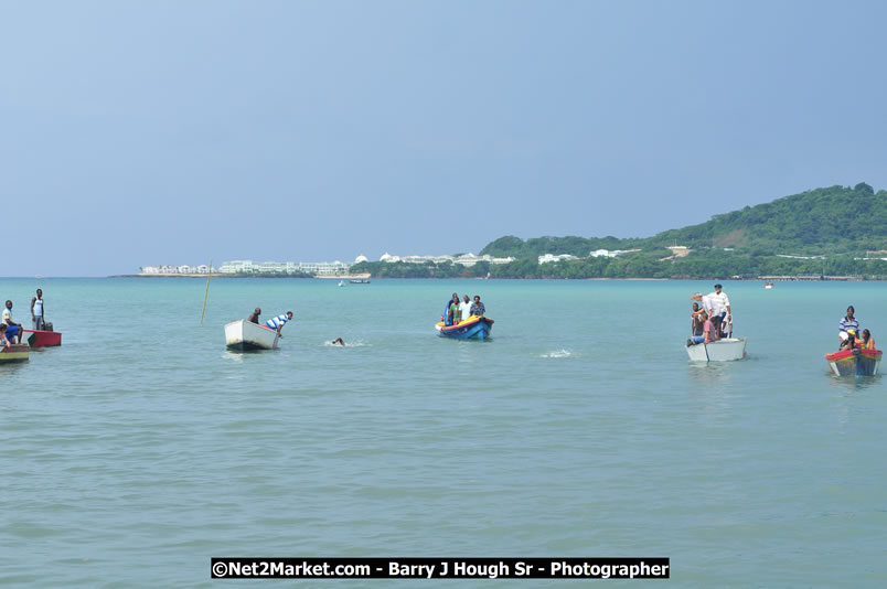 Lucea Cross the Harbour @ Lucea Car Park...! All Day Event - Cross the Harbour Swim, Boat Rides, and Entertainment for the Family, Concert Featuring: Bushman, George Nooks. Little Hero, Bushi One String, Dog Rice and many Local Artists - Friday, August 1, 2008 - Lucea, Hanover, Jamaica W.I. - Hanover Jamaica Travel Guide - Lucea Jamaica Travel Guide is an Internet Travel - Tourism Resource Guide to the Parish of Hanover and Lucea area of Jamaica