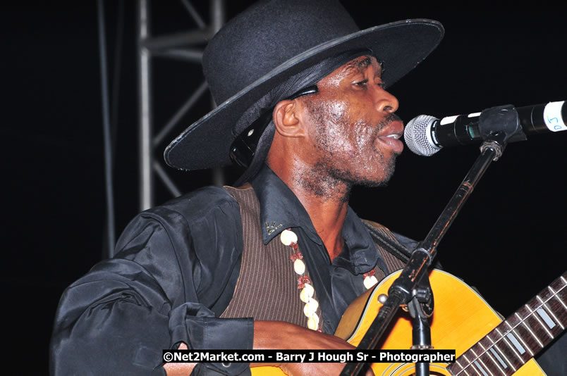 Lucea Cross the Harbour @ Lucea Car Park...! All Day Event - Cross the Harbour Swim, Boat Rides, and Entertainment for the Family, Concert Featuring: Bushman, George Nooks. Little Hero, Bushi One String, Dog Rice and many Local Artists - Friday, August 1, 2008 - Lucea, Hanover, Jamaica W.I. - Hanover Jamaica Travel Guide - Lucea Jamaica Travel Guide is an Internet Travel - Tourism Resource Guide to the Parish of Hanover and Lucea area of Jamaica - http://www.hanoverjamaicatravelguide.com - http://.www.luceajamaicatravelguide.com