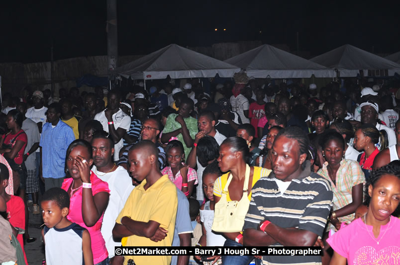 Lucea Cross the Harbour @ Lucea Car Park...! All Day Event - Cross the Harbour Swim, Boat Rides, and Entertainment for the Family, Concert Featuring: Bushman, George Nooks. Little Hero, Bushi One String, Dog Rice and many Local Artists - Friday, August 1, 2008 - Lucea, Hanover, Jamaica W.I. - Hanover Jamaica Travel Guide - Lucea Jamaica Travel Guide is an Internet Travel - Tourism Resource Guide to the Parish of Hanover and Lucea area of Jamaica - http://www.hanoverjamaicatravelguide.com - http://.www.luceajamaicatravelguide.com